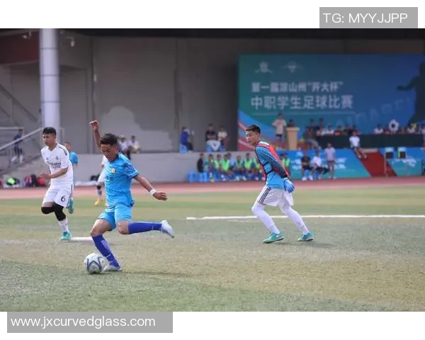 凉山州足球明星盘点及其在中国足球界的影响力分析 凉山州足球明星盘点及其在中国足球界的影响力分析