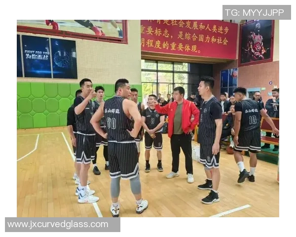 重庆篮球队与杭州篮球队的耐力较量赛后分析与反思