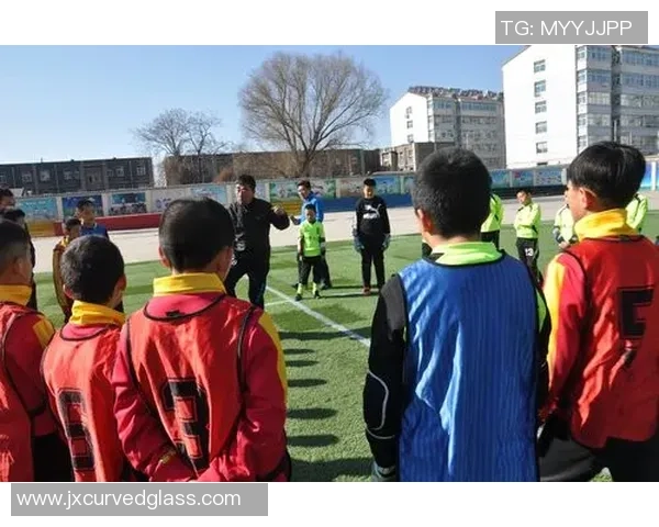 忻州足球崛起之路:从地方热爱到全国关注的精彩历程与未来展望 忻州足球崛起之路:从地方热爱到全国关注的精彩历程与未来展望