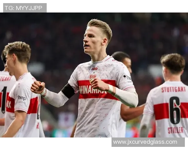 足球哈佛兹：探索足球战术与心理学的完美结合之路